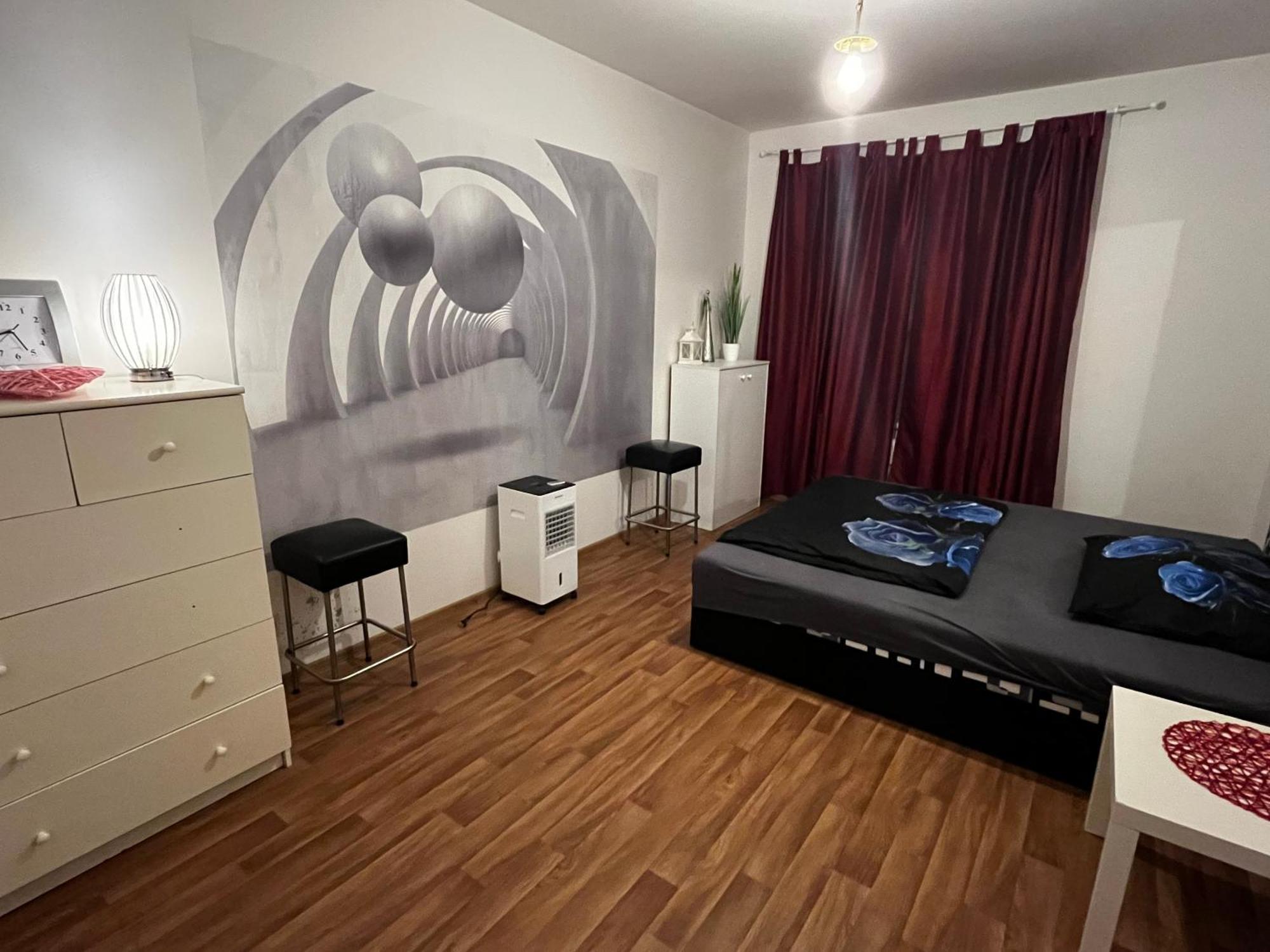 Monfas Apartment Garden City Praag Buitenkant foto